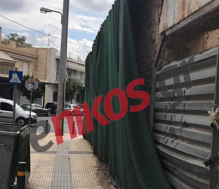 Κολωνός: Κίνδυνος από ερειπωμένο σπίτι – ΦΩΤΟ αναγνώστη