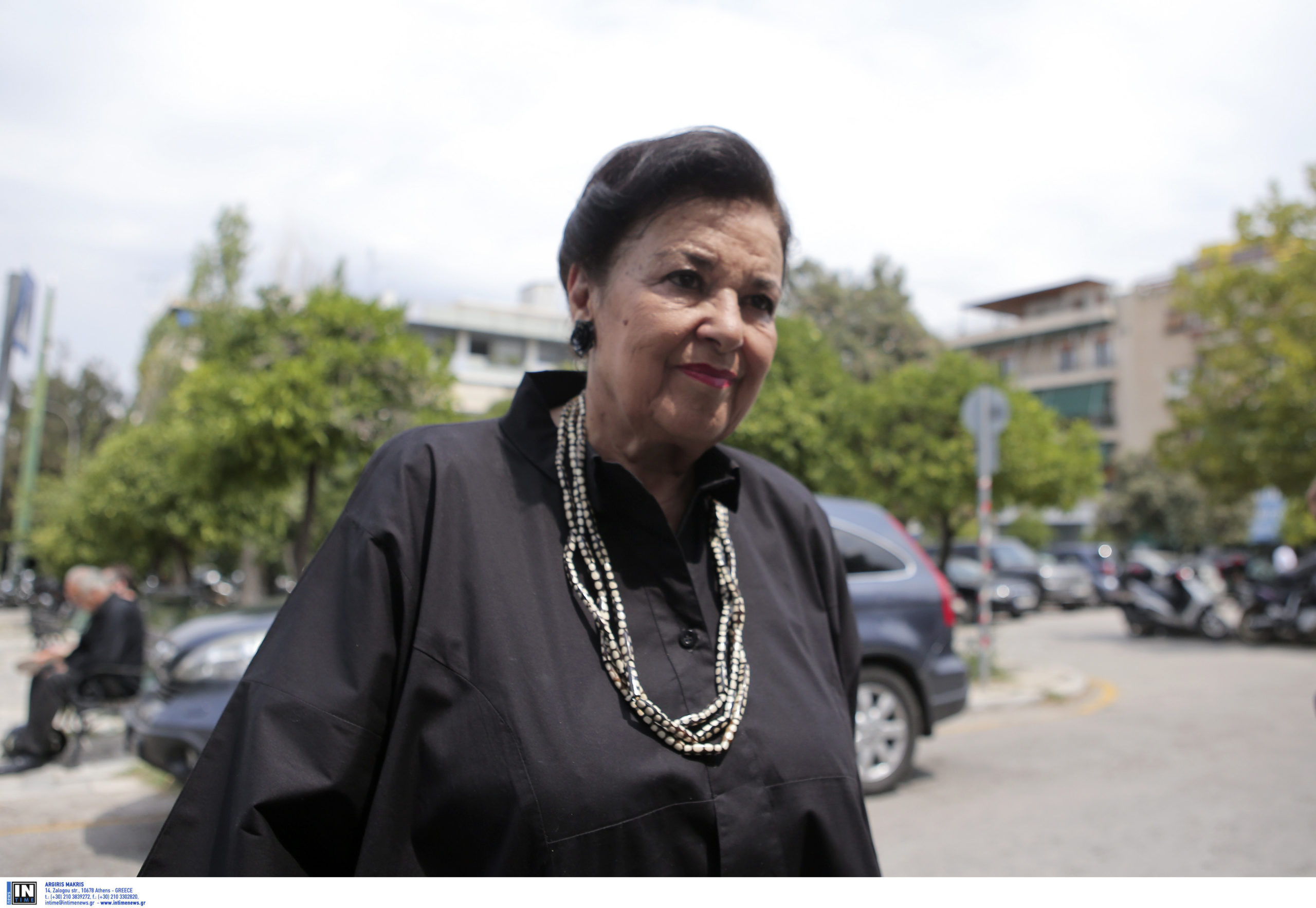 Μαρίνα Λαμπράκη – Πλάκα: Ο πολιτικός κόσμος αποχαιρετά τη «σιδηρά κυρία» της Τέχνης