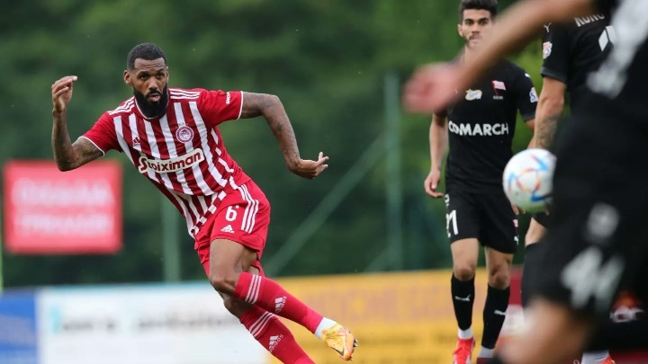 «Άσφαιρος» ο Ολυμπιακός, 0-0 με την Κρακόβια