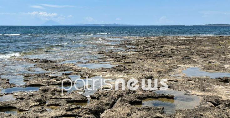 Πύργος - νεκρός- βράχια