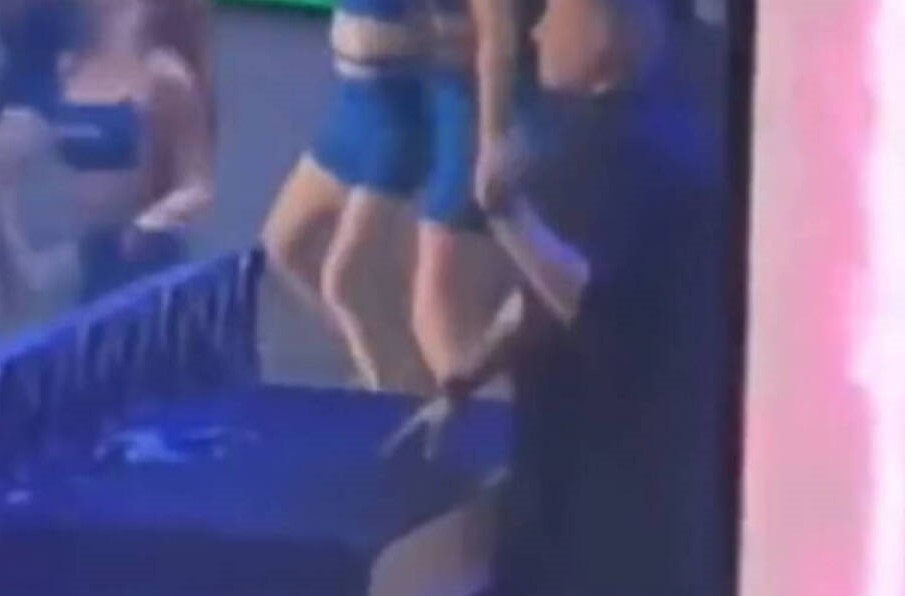 MAD VMA: Η αόρατη κονσόλα του dj έκανε τα social media να κλάψουν από τα γέλια – ΒΙΝΤΕΟ