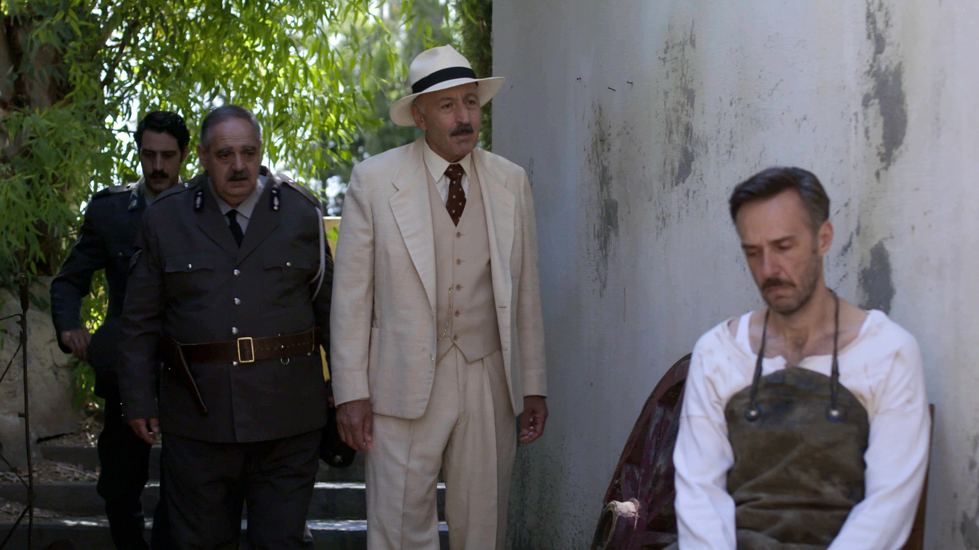 Στον ANT1 παραμένουν 2 ηθοποιοί από τις “Άγριες Μέλισσες”