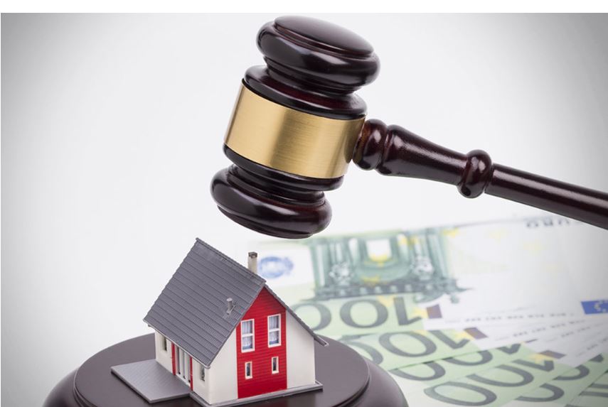 Πλειστηριασμοί ακινήτων ακόμη και για 100 ευρώ—Στη λίστα από πλοία μέχρι και … φορτωτές με κουβά