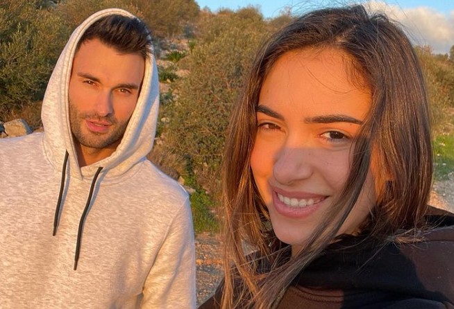 Άννα Πρέλεβιτς, Νικήτας Νομικός