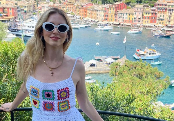 6 looks με κροσέ που θα σας κάνουν να λατρέψετε την cute τάση του καλοκαιριού