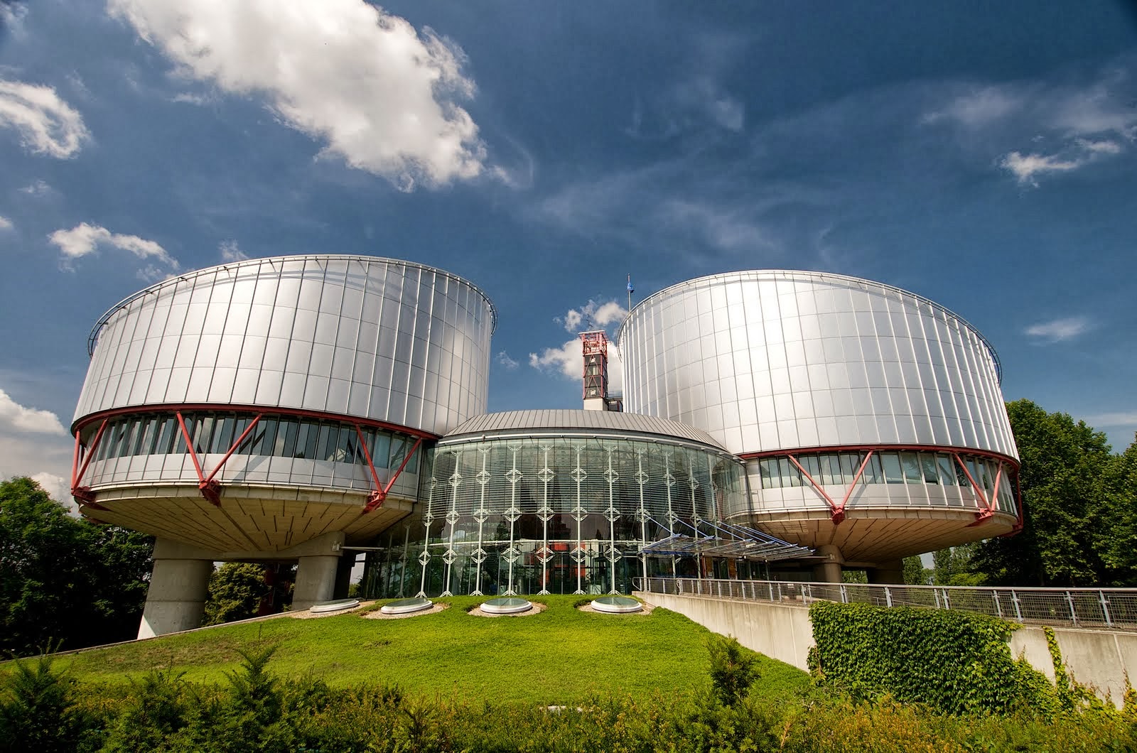Ευρωπαϊκό Δικαστήριο Ανθρωπίνων Δικαιωμάτων (ΕΔΑΔ)