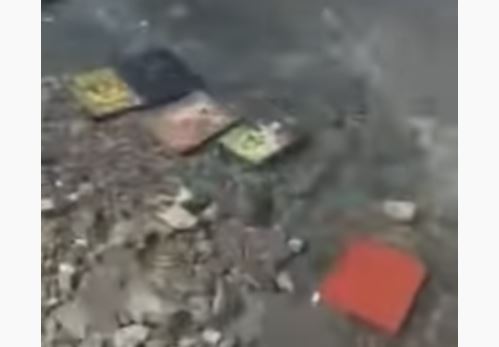 Περίεργο θέαμα στην Εύβοια: Η παραλία γέμισε με θρησκευτικές εικόνες – Δείτε το ΒΙΝΤΕΟ