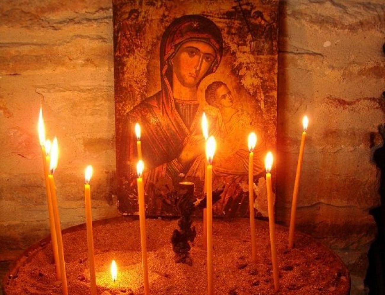 Τραγωδία στην Κρήτη: Καναδός κατέρρευσε μέσα σε εκκλησία