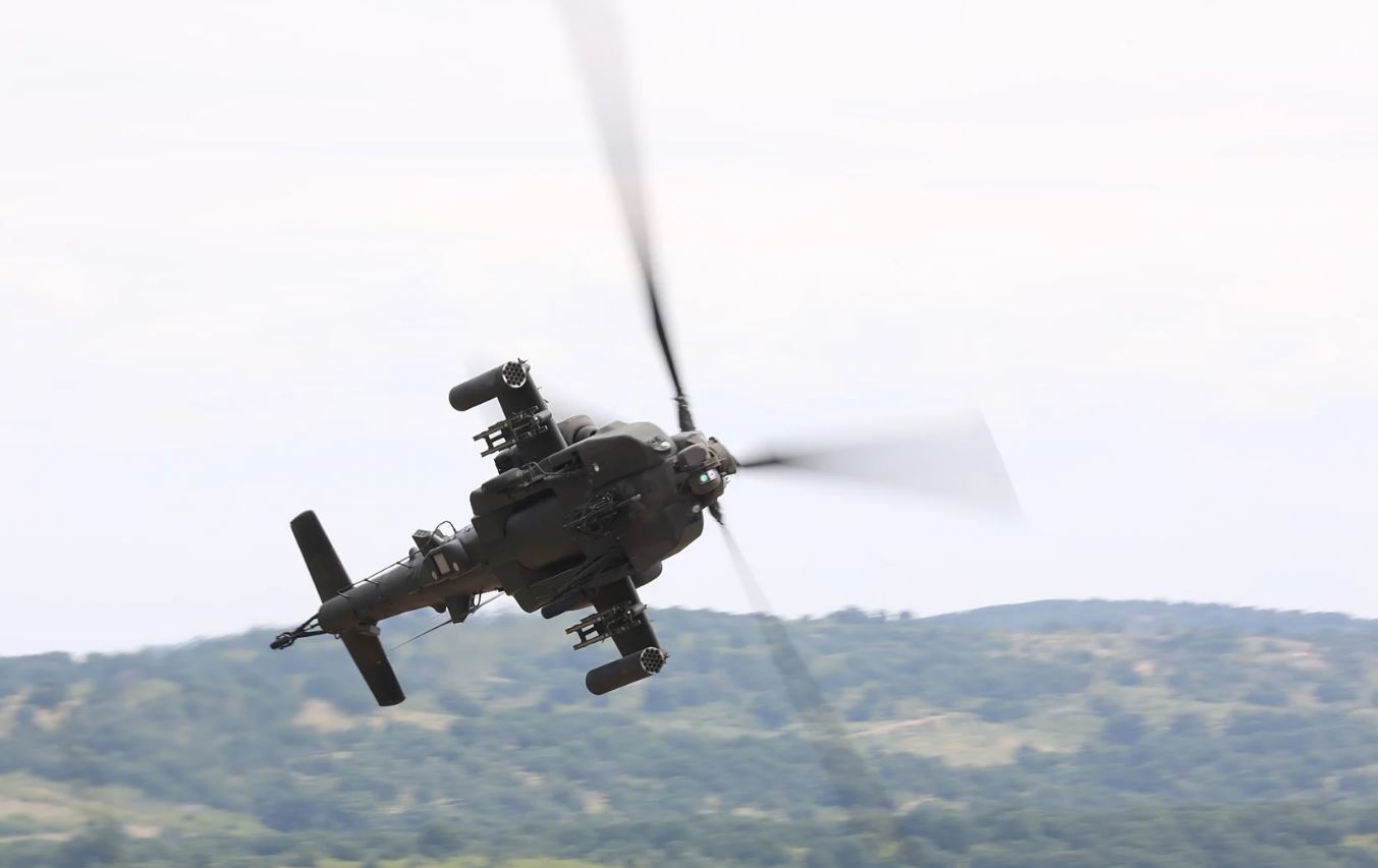 ελικόπτερο Apache