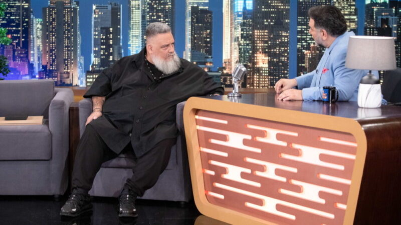 Μιχάλης Μυτακίδης: Καταπέλτης για την έντεχνη μουσική «Είναι πολύ πιο υποκριτικό από την trap, τους φτύνω στα μούτρα»