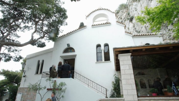 Ναός Αγίων Ισιδώρων Λυκαβηττός