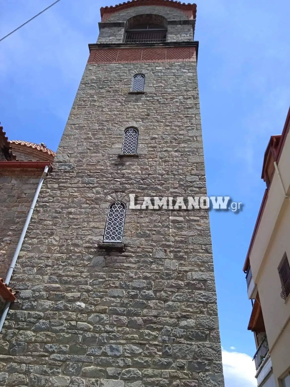 Κακοκαιρία Genesis καμπαναριό κεραυνός