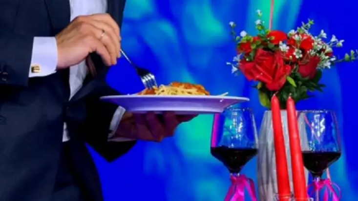 Σάκης Ρουβάς Masked Singer