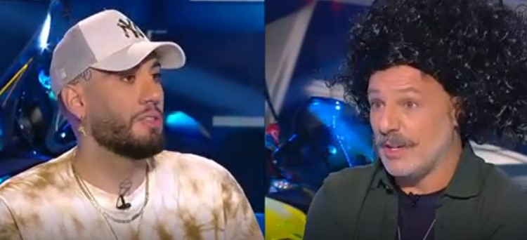 Ο Νίκος Μουτσινάς έβαλε περούκα αλά Μαρία Σολωμού και ρώτησε τον Mente Fuerte για τη “σχέση” τους