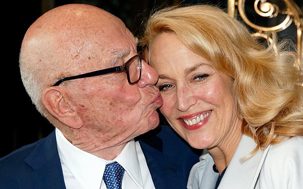 Χωρίζουν Ρούπερτ Μέρντοχ και Τζέρι Χολ