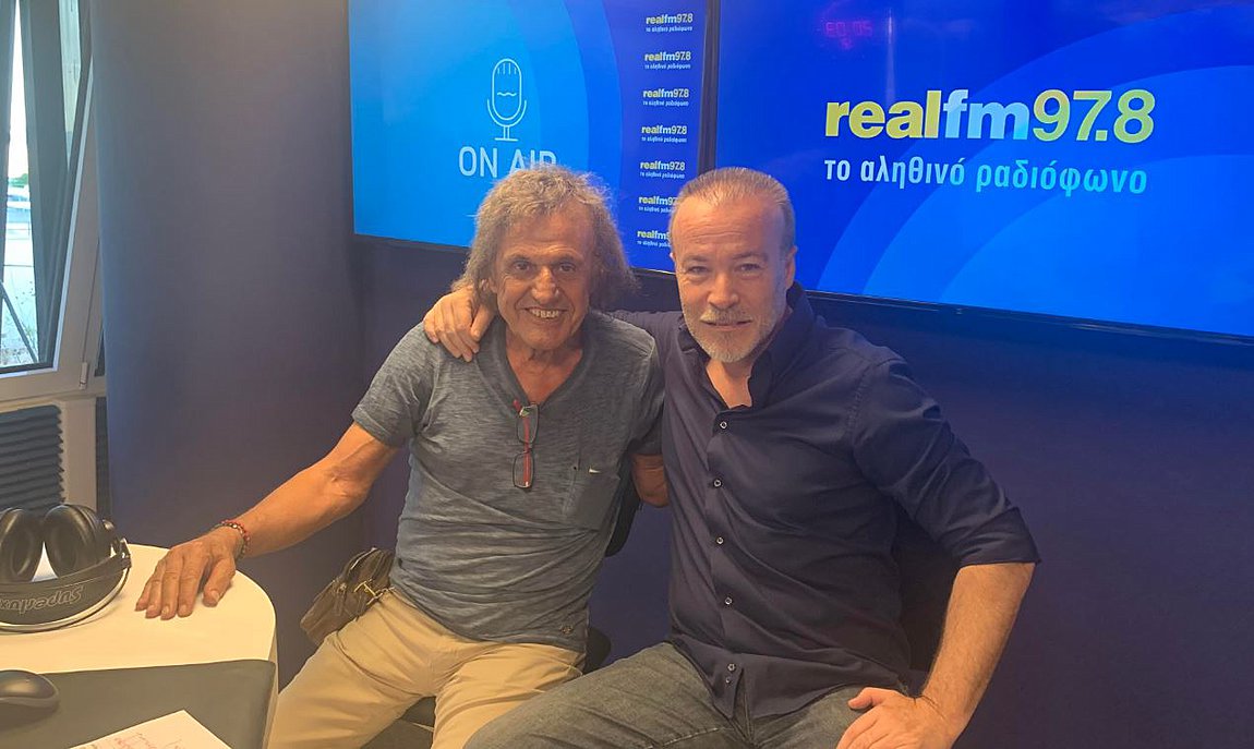 Βασίλης Παπακωνσταντίνου 