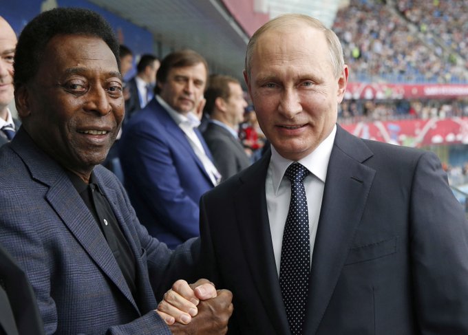 Πελέ σε Πούτιν: «Δεν υπάρχει απολύτως καμία δικαιολογία για τη συνεχιζόμενη βία στην Ουκρανία»