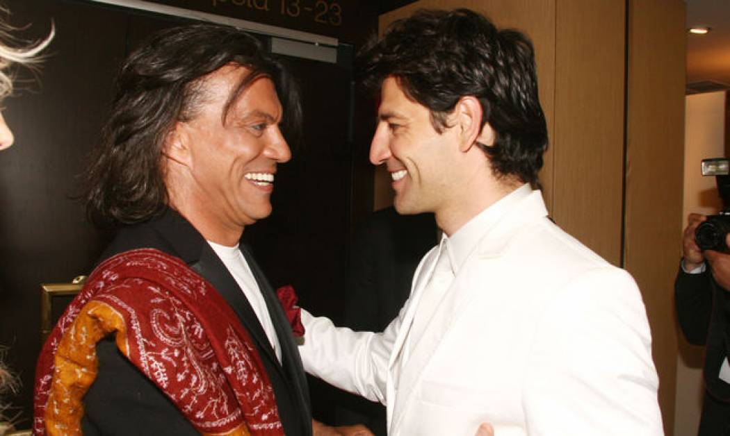 Ηλίας Ψινάκης: Σπάνια εξομολόγηση για τον Σάκη Ρουβά – Ο “γάμος” για τον οποίο τον αποκλήρωσε ο πατέρας του