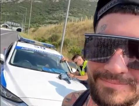 Προκλητικός ο Snik: Τραβούσε βίντεο και έπινε ποτό ενώ τον έγραφε η Τροχαία