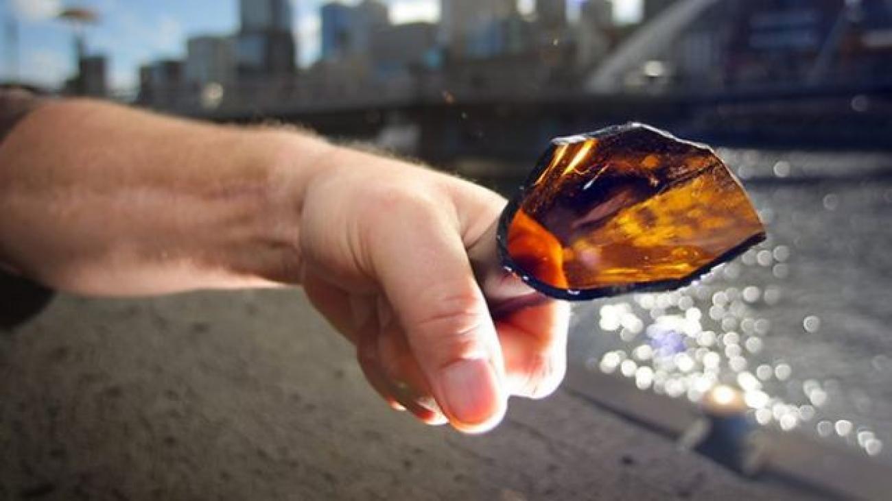 σπασμένο μπουκάλι