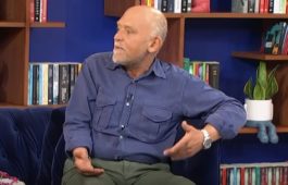 Στέλιος Παρλιάρος