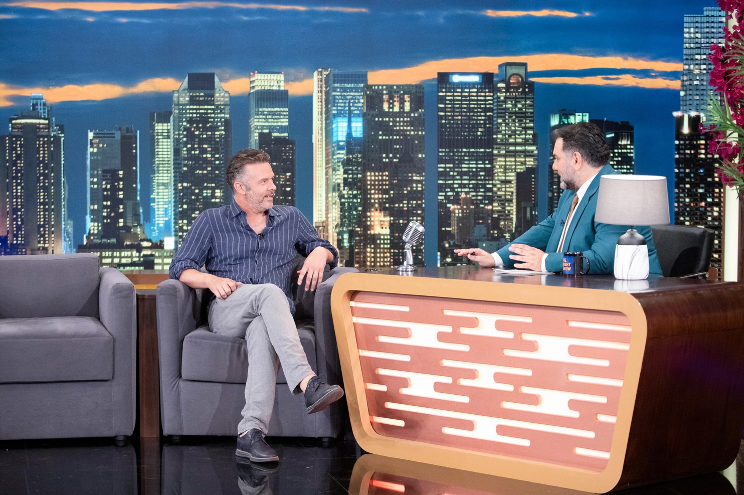 «The 2Night Show»: Καλεσμένος ο Χρήστος Λούλης – Ποια κριτική πήρε «κατάκαρδα»