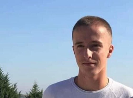 ποδοσφαιριστής