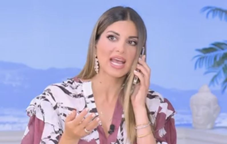 Το τηλεφώνημα στην Σταματίνα Τσιμτσιλή που “αναστάτωσε” την εκπομπή
