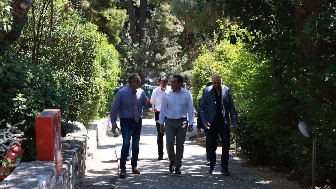 Ο Τσίπρας στο Αστεροσκοπείο