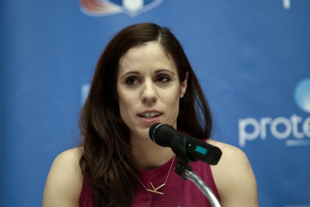 Κατερίνα Στεφανίδη: Χαμός στο Twitter – Όσα είπε για τη φωτιά και η αφοπλιστική απάντηση