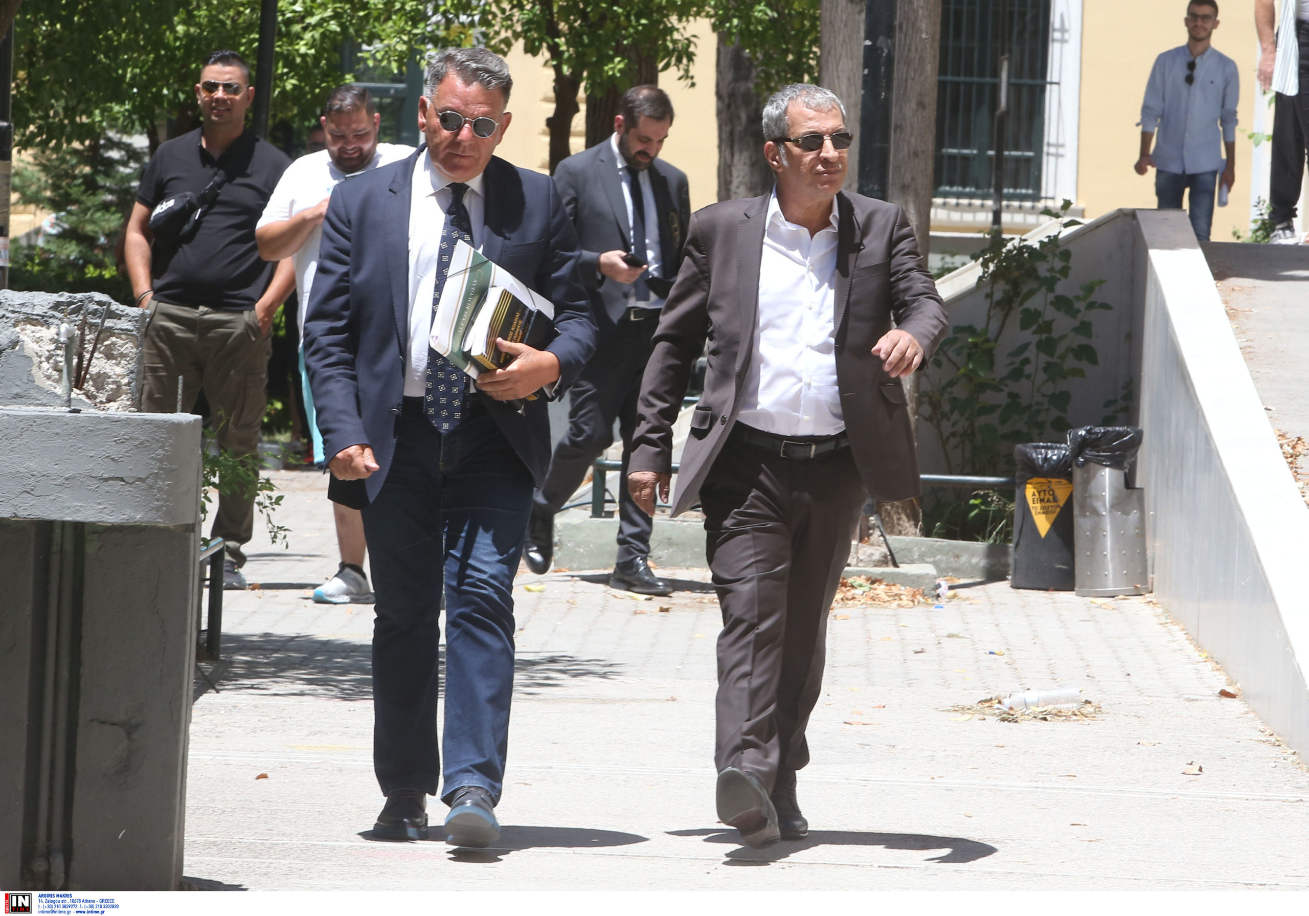 Θέμης Αδαμαντίδης: Αναβολή της δίκης για τον ξυλοδαρμό της πρώην συντρόφου του