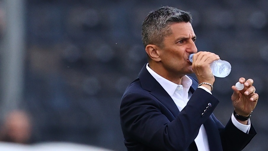 Ρασβάν Λουτσέσκου: Ανέλαβε την ευθύνη για την ήττα από την Λέφσκι Σόφιας – Θέμα με Κούρτιτς που έβγαλε τη φανέλα