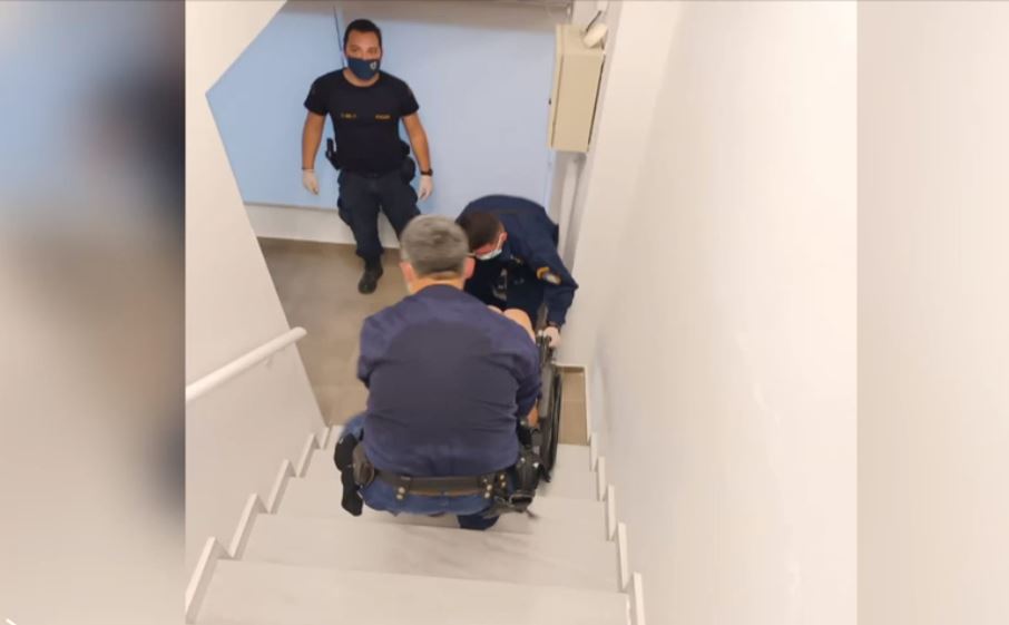 Φωτιά- απεγκλωβισμός ΑΜΕΑ