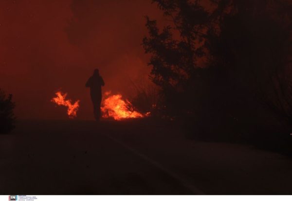 φωτιά στην Πεντέλη