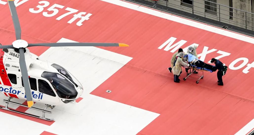 Σίνζο Άμπε- νοσοκομείο- δολοφονία