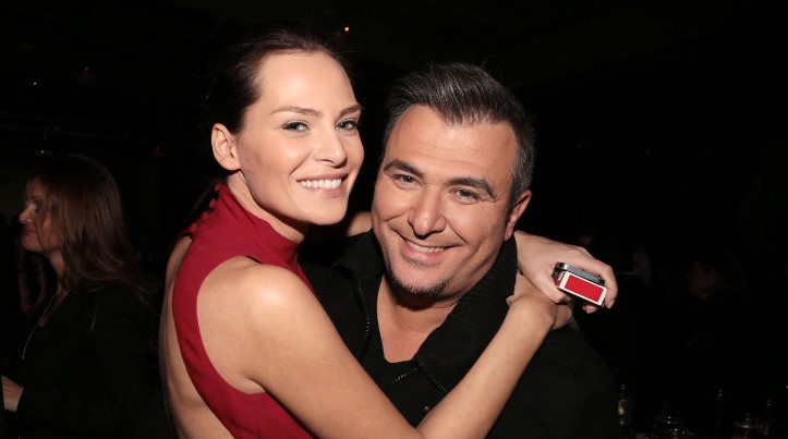 Υβόννη Μπόσνιακ, Αντώνης Ρέμος