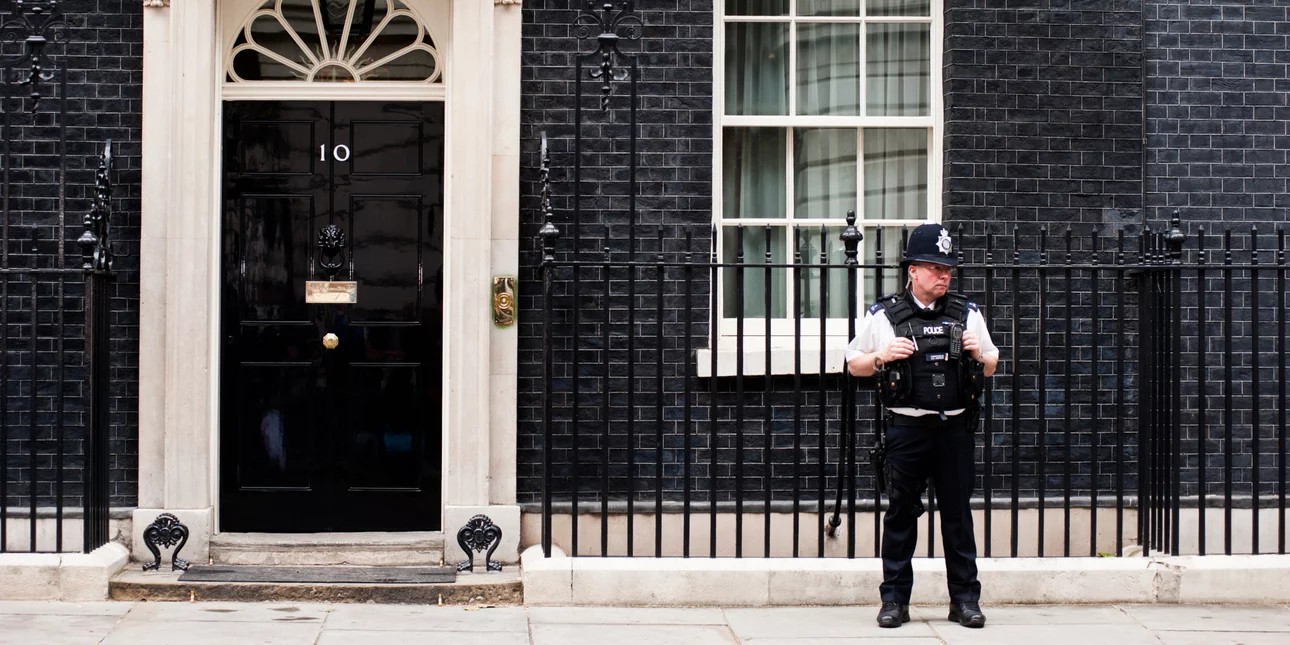 Η πρόσοψη στην 10 Downing Street