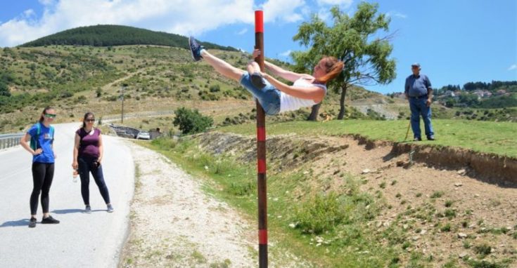 Ελασσόνα - pole dancing