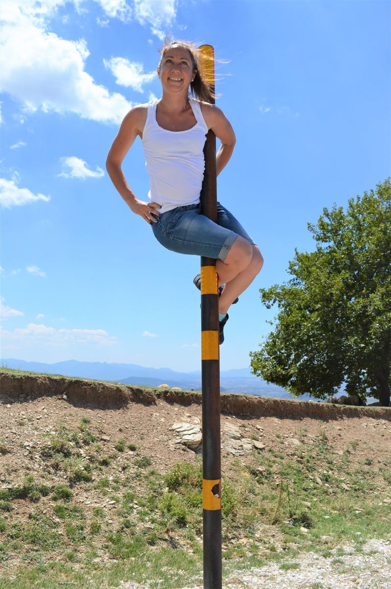 Ελασσόνα - pole dancing