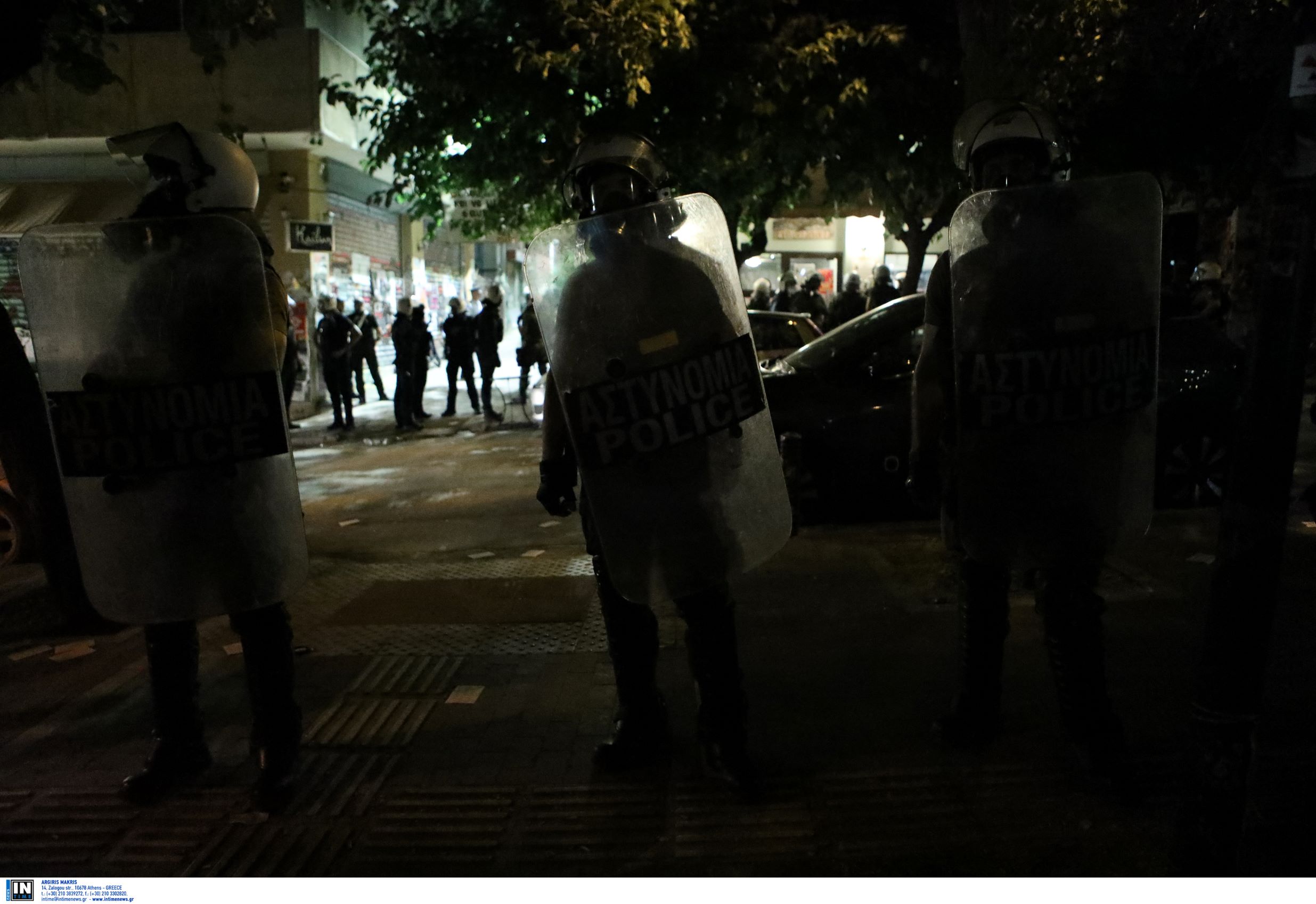 Εξάρχεια: Η ανακοίνωση της ΕΛΑΣ για τα επεισόδια