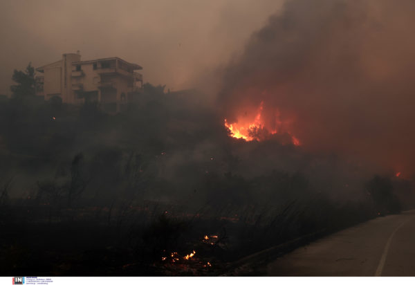 φωτιά στην Πεντέλη