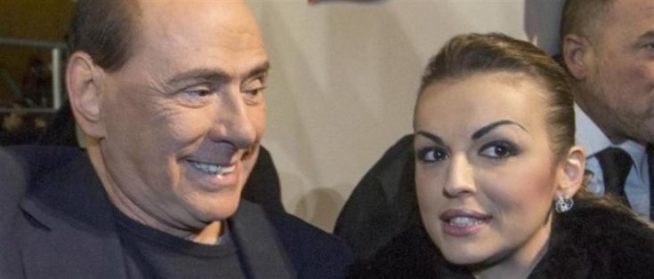 Ο Μπερλουσκόνι και η Πασκάλε