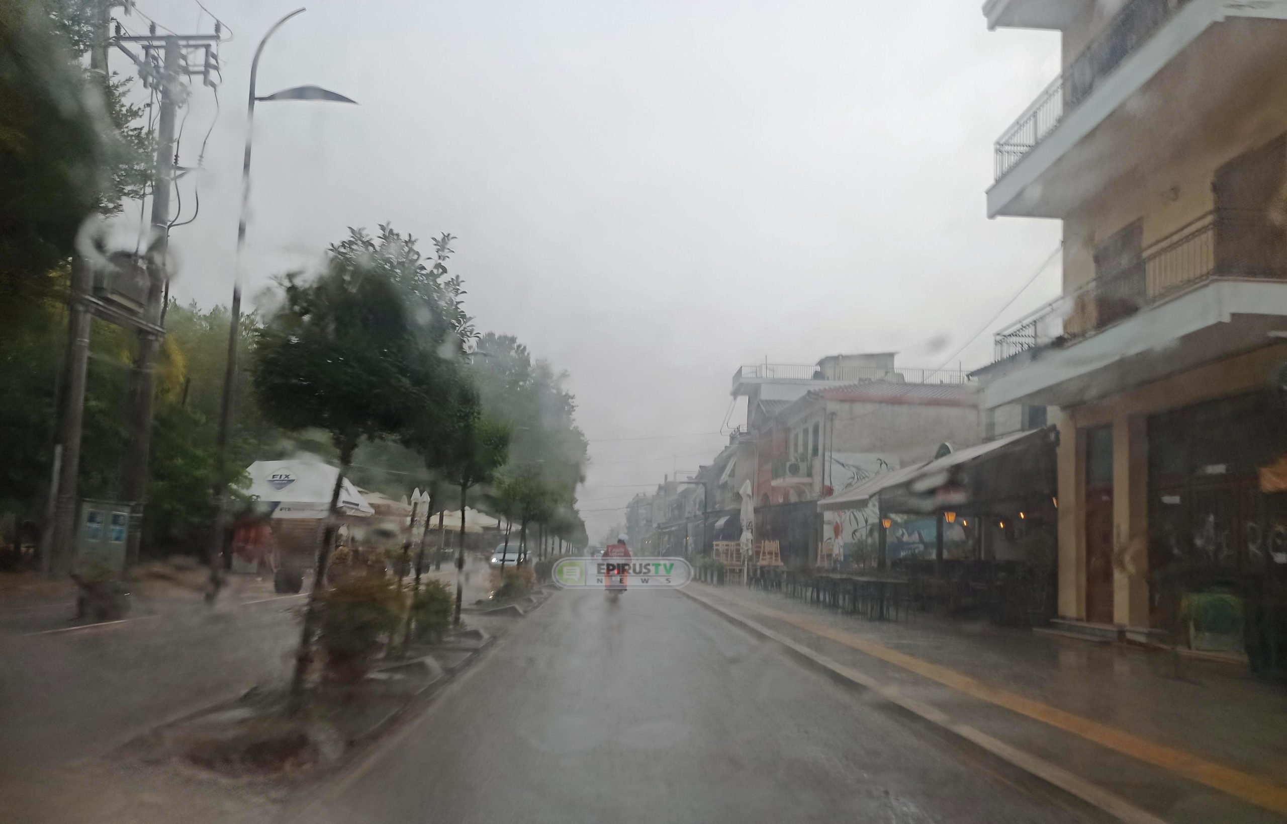 Ισχυρό μπουρίνι έπληξε τα Ιωάννινα – ΦΩΤΟ και ΒΙΝΤΕΟ