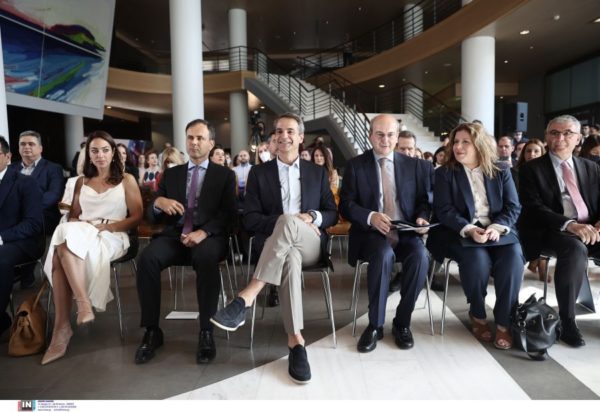 Ο Κυριάκος Μητσοτάκης στο συνέδριο για τις Ίσες Ευκαιρίες