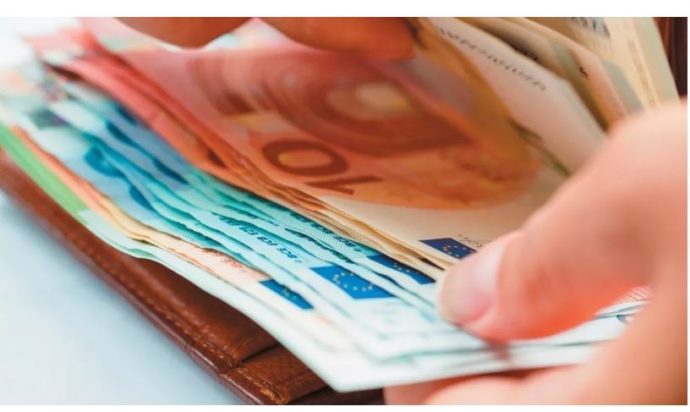 κατώτατος μισθός