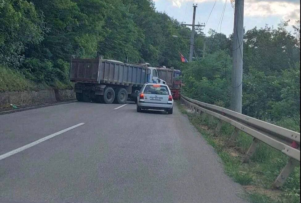 Κόσοβο: Μια ανάσα από την αναζωπύρωση του εθνικιστικού μίσους