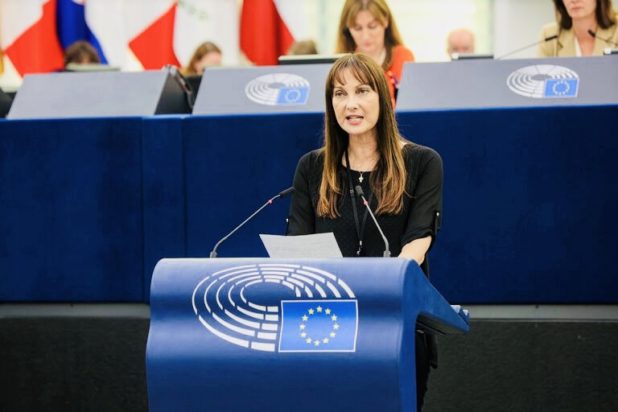 Έλενα Κουντουρά