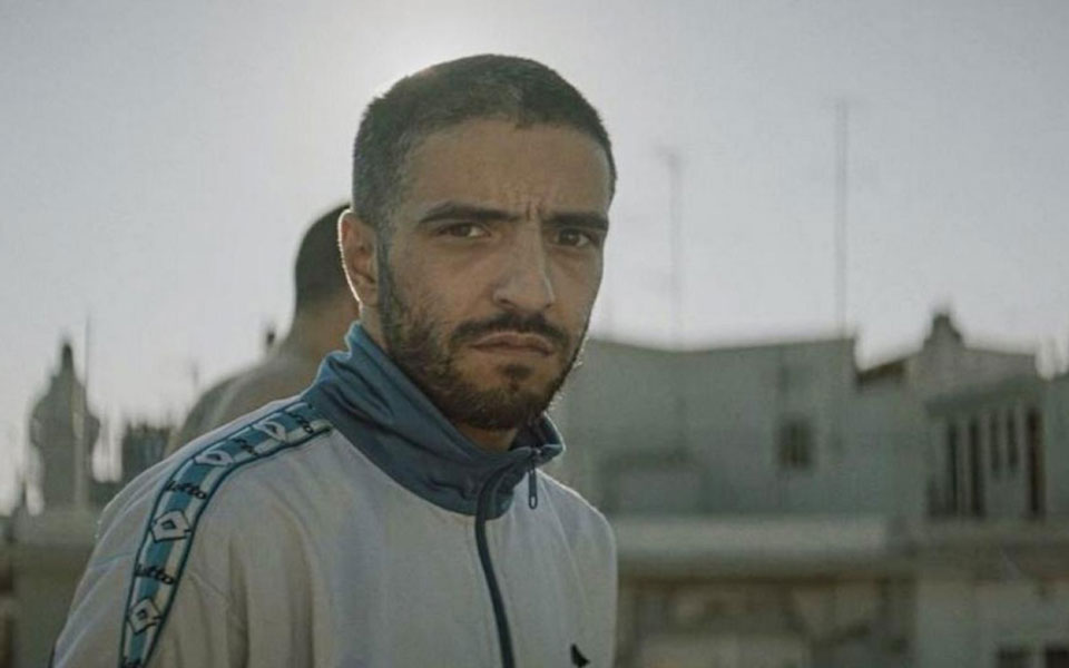 Μπροστά από τις λέξεις βρίσκεται ο ΛΕΞ – Η νύχτα που τον έμαθαν όλοι