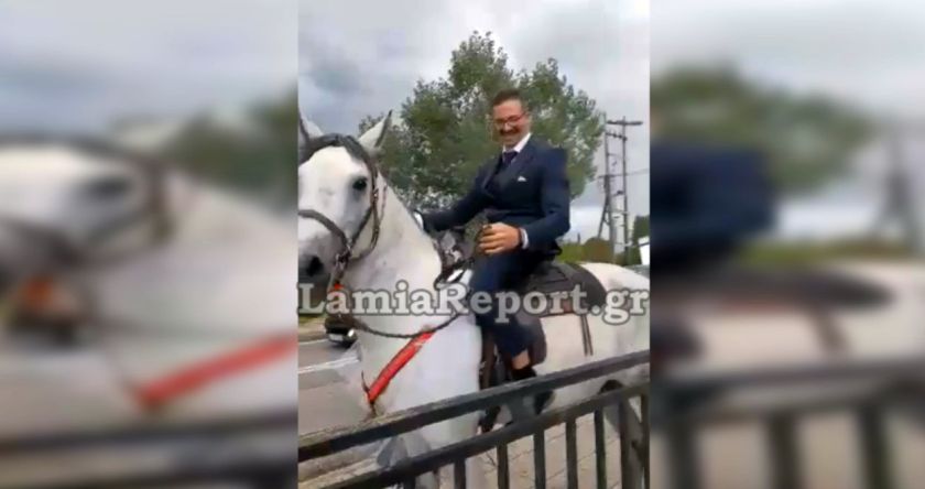 Λιανοκλάδι Γάμος Άλογο