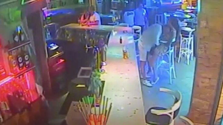 Μάλια Πατέρας Βιασμός